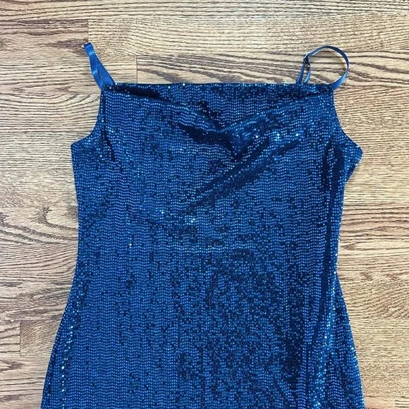 Bebe Long Slim Maxi Dress - Picture 5 of 8